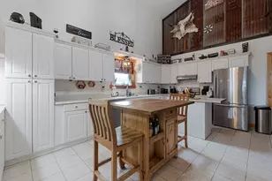 609 W Leon, Llano, TX 78643 - Photo 5