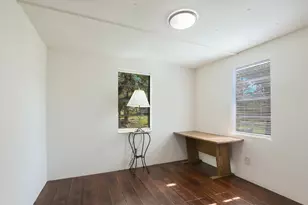 607 Driftwood Ln, Cottonwood Shores, TX 78657 - Photo 11