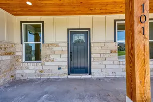 101 Olympia Hills Ct, Kingsland, TX 78639 - Photo 3