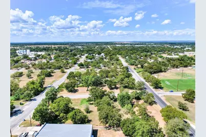 307 Avenue K, Marble Falls, TX 78654 - Photo 9