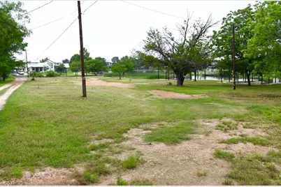 Woodland Hills Dr B, Granite Shoals, TX 78654 - Photo 3