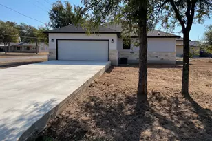 1502 Green Valley Ln, Granite Shoals, TX 78669 - Photo 5