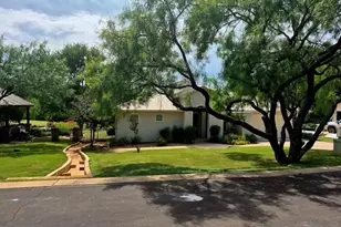 1105 Hi Fault, Horseshoe Bay, TX 78657 - Photo 3