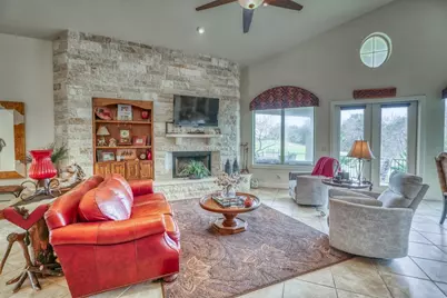 1105 Hi Fault, Horseshoe Bay, TX 78657 - Photo 9