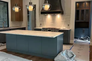 100 Bowers Cir, Horseshoe Bay, TX 78657 - Photo 15