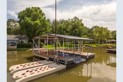 214 Island Lodges Dr, Buchanan Dam, TX 78609 - Photo 23