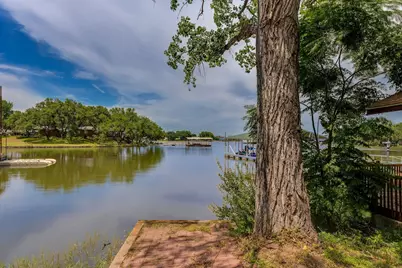 214 Island Lodges Dr, Buchanan Dam, TX 78609 - Photo 15