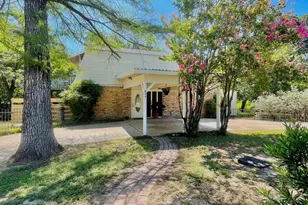 604 Flag Creek Dr, Llano, TX 78643 - Photo 1