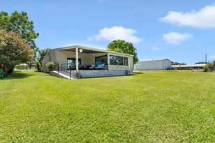 1570 Breezeway, Tow, TX 78672 - Photo 23