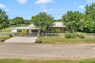 1570 Breezeway, Tow, TX 78672 - Photo 1