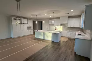 117 Mountain Dr, Horseshoe Bay, TX 78657 - Photo 3