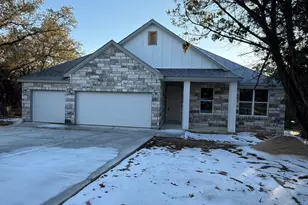 117 Mountain Dr, Horseshoe Bay, TX 78657 - Photo 1