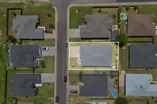 104 N Thomas Cove, Burnet, TX 78611 - Photo 3