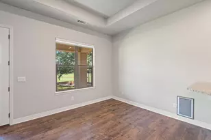 129 Hi Valley, Horseshoe Bay, TX 78657 - Photo 9