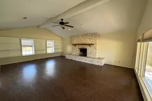 310 N Big Spur, Horseshoe Bay, TX 78657 - Photo 5