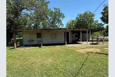 200 N 7th Street, Lometa, TX 76853 - Photo 13