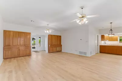 405 E Granite, Llano, TX 78643 - Photo 7