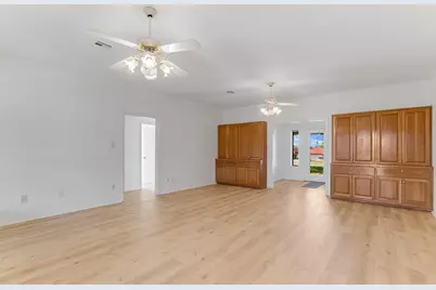 405 E Granite, Llano, TX 78643 - Photo 9