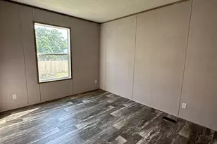 134 E Castlelake Dr, Granite Shoals, TX 78654 - Photo 11