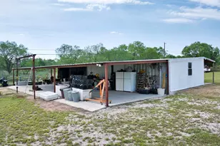 243 E Flag Creek Ranch Rd, Llano, TX 78643 - Photo 25