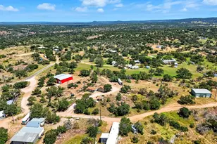 104 Ridge Rd, Burnet, TX 78611 - Photo 3