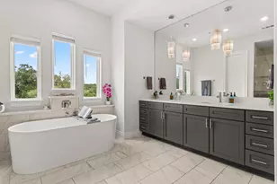 705 Spicewood Trails Dr, Spicewood, TX 78669 - Photo 19