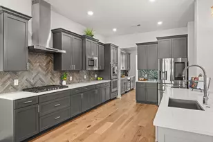 705 Spicewood Trails Dr, Spicewood, TX 78669 - Photo 13