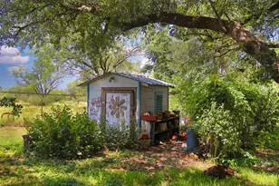 323 Co Rd 303, Llano, TX 78643 - Photo 21
