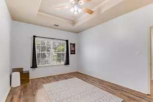 145 Chaumont St, Kingsland, TX 78639 - Photo 9