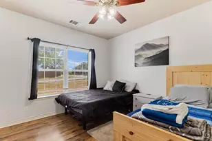 145 Chaumont St, Kingsland, TX 78639 - Photo 17