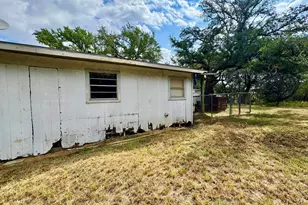 2501 W Belaire Ln, Granite Shoals, TX 78654 - Photo 9