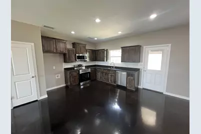 1218 Stone Valley Dr, Lampasas, TX 76550 - Photo 9