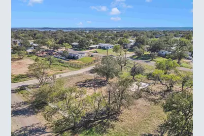 238 E Briar Street, Granite Shoals, TX 78654 - Photo 15