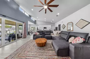 303 Robinhood Ln, Granite Shoals, TX 78654 - Photo 3