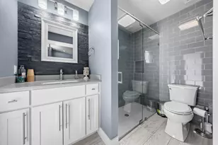 303 Robinhood Ln, Granite Shoals, TX 78654 - Photo 25