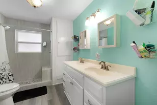 209 E Live Oak St, Burnet, TX 78611 - Photo 15