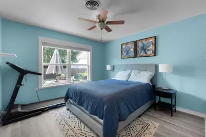 209 E Live Oak St, Burnet, TX 78611 - Photo 17