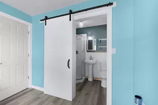 209 E Live Oak St, Burnet, TX 78611 - Photo 15