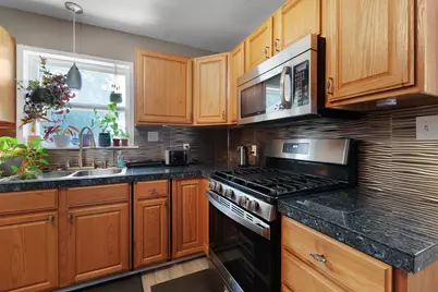 209 E Live Oak St, Burnet, TX 78611 - Photo 11