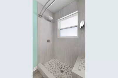 209 E Live Oak St, Burnet, TX 78611 - Photo 19