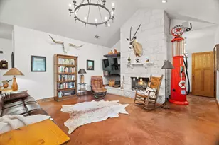 102 Camm Lary Cir, Burnet, TX 78611 - Photo 5