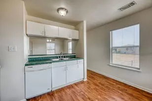 301 S Ave South, Marble Falls, TX 78654 - Photo 7