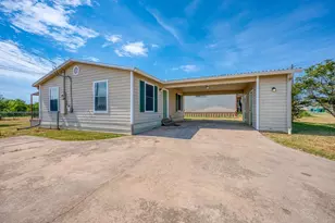 301 S Ave South, Marble Falls, TX 78654 - Photo 3