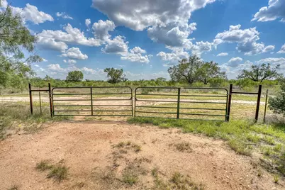 4900 W Highway 71, Llano, TX 78643 - Photo 15