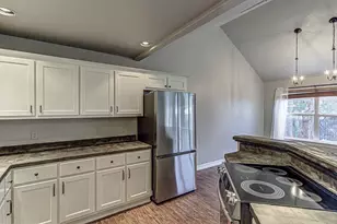 724 Cypress Ln, Cottonwood Shores, TX 78657 - Photo 11