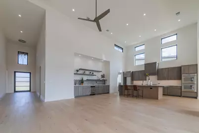 105 Manciano, Horseshoe Bay, TX 78657 - Photo 5