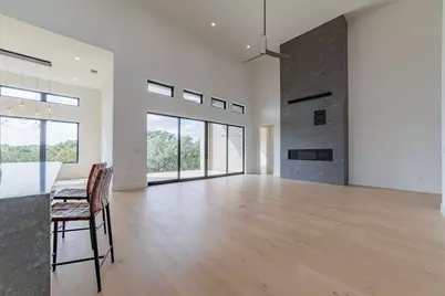 105 Manciano, Horseshoe Bay, TX 78657 - Photo 7