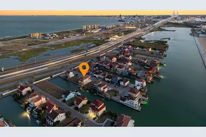 718 Crown Harbor Harbor, Out of Area, TX 78402 - Photo 5