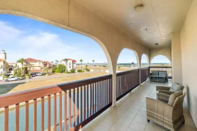 718 Crown Harbor Harbor, Out of Area, TX 78402 - Photo 17