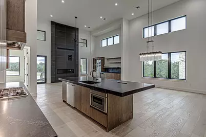 101 Manciano Drive, Horseshoe Bay, TX 78657 - Photo 11